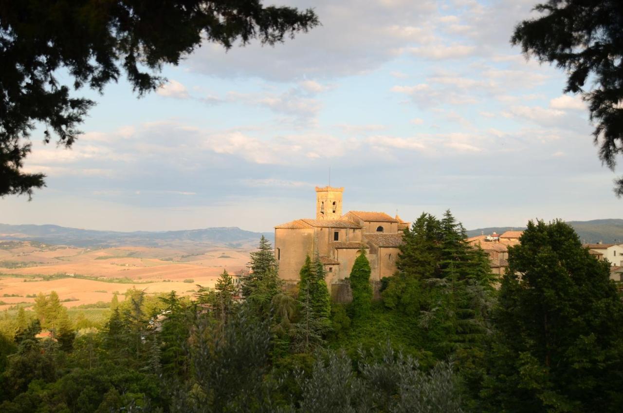 Il Mirtillo - A Truly Magical Place In The Heart Of Tuscany, Nestled In A Medieval Village Chianni Exteriör bild