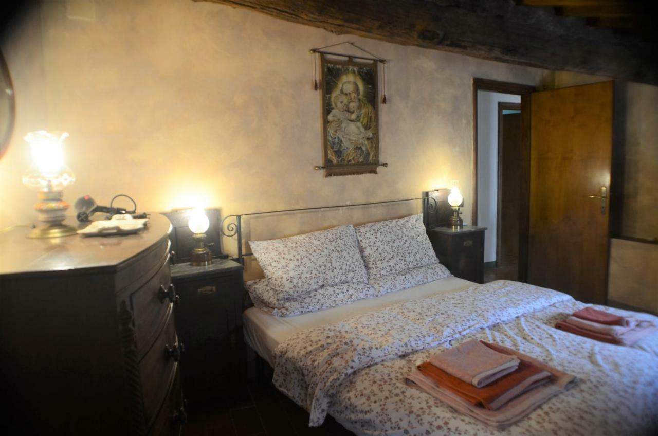 Il Mirtillo - A Truly Magical Place In The Heart Of Tuscany, Nestled In A Medieval Village Chianni Exteriör bild
