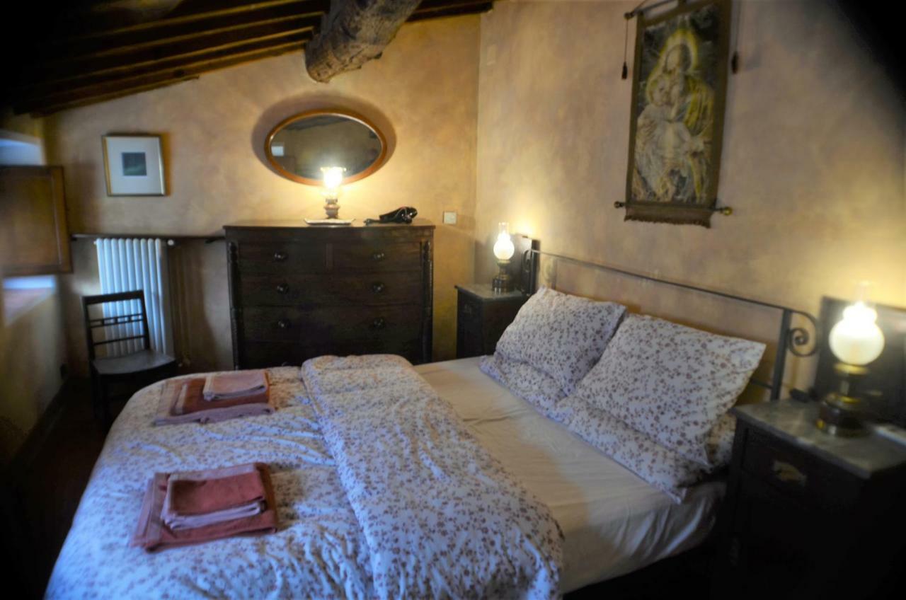 Il Mirtillo - A Truly Magical Place In The Heart Of Tuscany, Nestled In A Medieval Village Chianni Exteriör bild